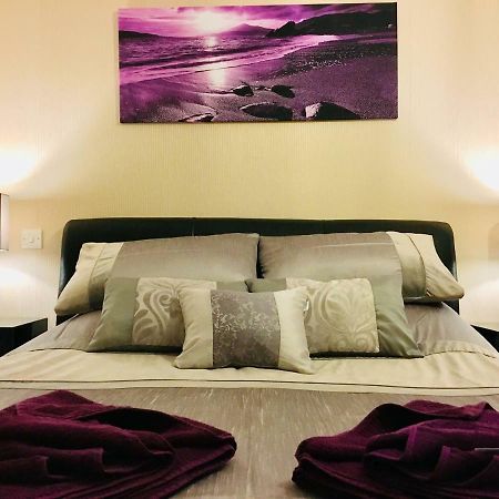 Azim And Suzi'S City Centre Apartment Ίνβερνες Εξωτερικό φωτογραφία