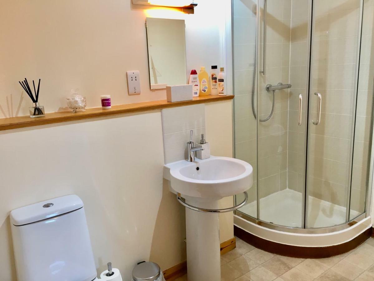 Azim And Suzi'S City Centre Apartment Ίνβερνες Εξωτερικό φωτογραφία